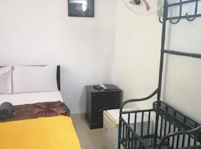 Hotel Indopak Villa & Restaurant 3*