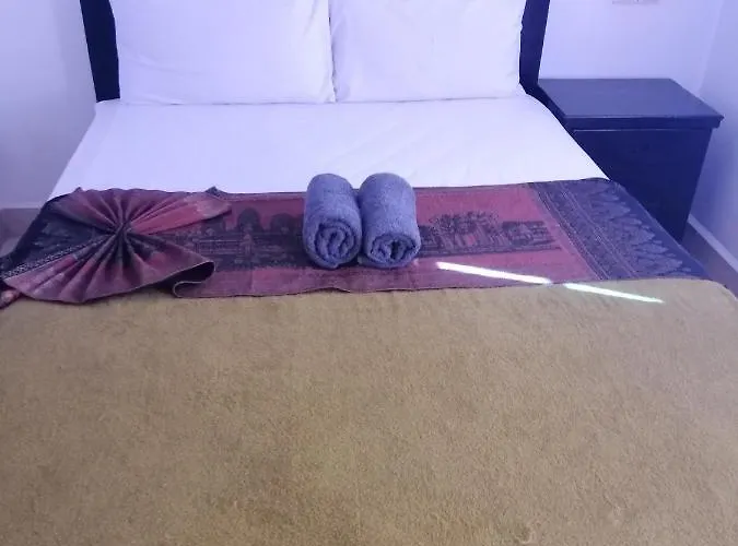 Hotel Indopak Villa & Restaurant