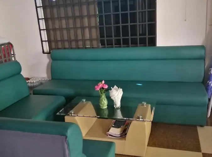 Hotel Indopak Villa & Restaurant 3*