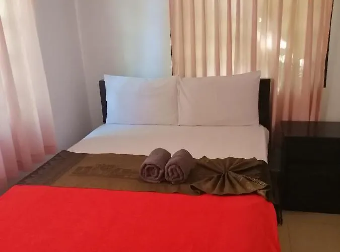Hotel Indopak Villa & Restaurant