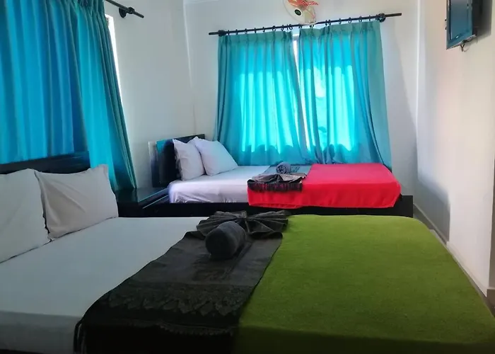 Hotel Indopak Villa & Restaurant
